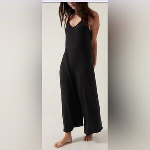 ATHLETA‎ BLACK NIGHT TIME BLISS SLEEP V-NECK ROMPER